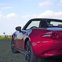 Mazda MX-5 ND 2.0 - Život je krásný