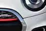 Mini John Cooper Works Challenge myslí vážně jak ježdění, tak bohužel i cenu