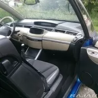 Autíčkář na lovu: Francouzská avantgarda