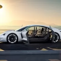 Porsche chystá produkční Mission E a opírá se do Tesly