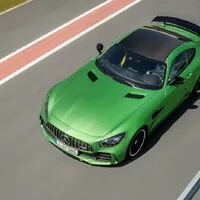 Mercedes-AMG GT R přináší více síly a méně hmotnosti