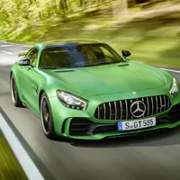 Mercedes-AMG GT R přináší více síly a méně hmotnosti