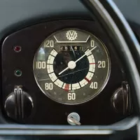 Je libo investiční auto? Co takhle Brouk za sedmičku?