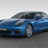 Nová Panamera je větší, hezčí a má dvě turba pro každého
