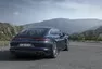 Nová Panamera je větší, hezčí a má dvě turba pro každého