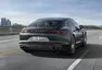 Nová Panamera je větší, hezčí a má dvě turba pro každého