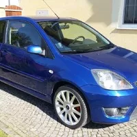 Autíčkář na lovu: Hračky pro trackday