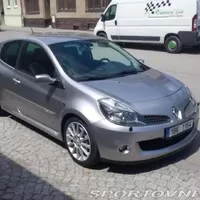 Autíčkář na lovu: Hračky pro trackday