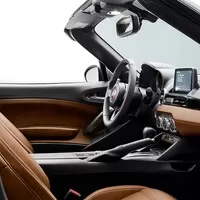 Fiat 124 Spider má české ceny!
