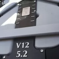 Generální ředitel Aston Martinu osobně zkontroluje první tisícovku DB11