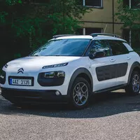 Citroën C4 Cactus 1.2 PureTech: Lehkostí k pohodlí?
