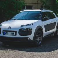 Citroën C4 Cactus 1.2 PureTech: Lehkostí k pohodlí?