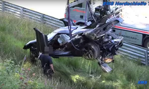 Pokus Koenigseggu o rekord Nürburgringu skončil mimo trať