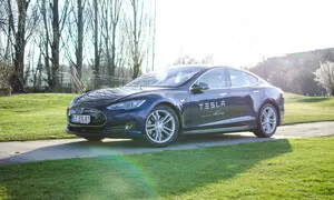 Autíčkář futurista, Recenze & testy: Tesla Model S 85D: Budoucnost nebo slepá ulička?