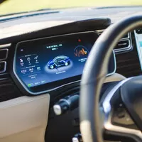 Tesla Model S 85D: Budoucnost nebo slepá ulička?