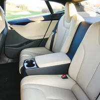 Tesla Model S 85D: Budoucnost nebo slepá ulička?