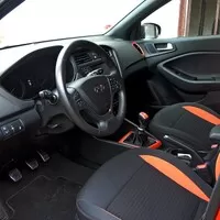 Hyundai i20 Active - Aktivní mandarín