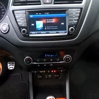 Hyundai i20 Active - Aktivní mandarín