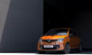 Novinky: Renault Twingo RS není možné postavit. Nevejde se do něj motor.