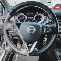 Opel Astra 1.0 Turbo: Komisní automobil
