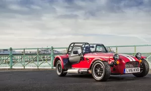 Caterham Seven 310: ideální střed?