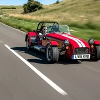 Caterham Seven 310: ideální střed?