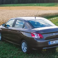 Peugeot 301: Zápisky z cest