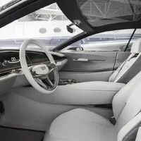 Cadillac Escala: zpátky ve hře!