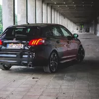 Peugeot 308 GTI: Zahoďte tradice!
