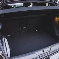 Peugeot 308 GTI: Zahoďte tradice!