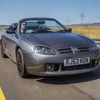 Anglická odysea II aneb tři lidi ve dvoumístném roadsteru