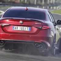 Alfa Romeo Giulia uzmula zpátky rekord Ringu