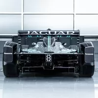 První závodní monopost od Jaguaru po dvanácti letech je elektromobil