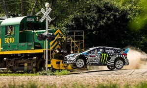 Novinky: Devátá Gymkhana Kena Blocka je zase o něco Gymkhanovitější