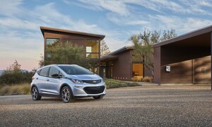 Autíčkář futurista, Novinky: Chevrolet Bolt a Opel Ampera-e s dojezdem přes 380 kilometrů