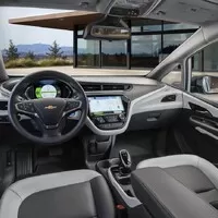 Chevrolet Bolt a Opel Ampera-e s dojezdem přes 380 kilometrů