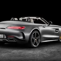 Mercedes-AMG GT nyní i jako otevřený roadster