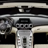 Mercedes-AMG GT nyní i jako otevřený roadster
