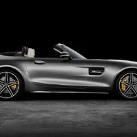 Mercedes-AMG GT nyní i jako otevřený roadster