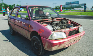 Trackday: PlechCup 2016 očima závodníka aneb příhody růžového peklostroje