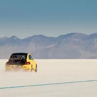 VW Brouk vůbec poprvé pokořil hranici 320 km/h