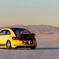 VW Brouk vůbec poprvé pokořil hranici 320 km/h