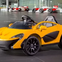První elektromobil od McLarenu je tady a stojí parádní peníze