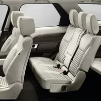 Nový Land Rover Discovery zahazuje ocelový rám