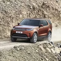 Nový Land Rover Discovery zahazuje ocelový rám