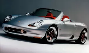 Editorial: Proč bude Boxster cool aneb kašlete na investice!