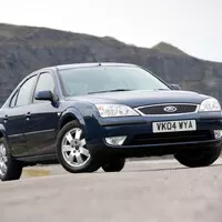 Óda na Mondeo aneb ať žije hranatá krabice!