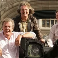 Trailer na The Grand Tour obsahuje Svatou trojici, velblouda a tank