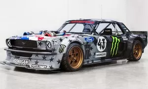 Ken Block ukazuje Hoonicorn V2 – ještě větší zhovadilost, než kdy předtím