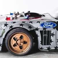 Ken Block ukazuje Hoonicorn V2 – ještě větší zhovadilost, než kdy předtím